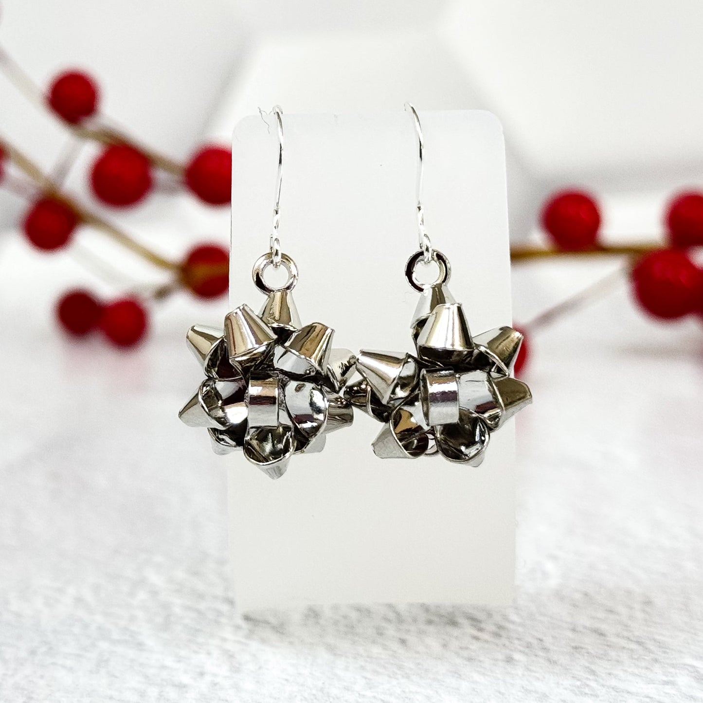 Gift-Worthy Bow Earrings - 9661