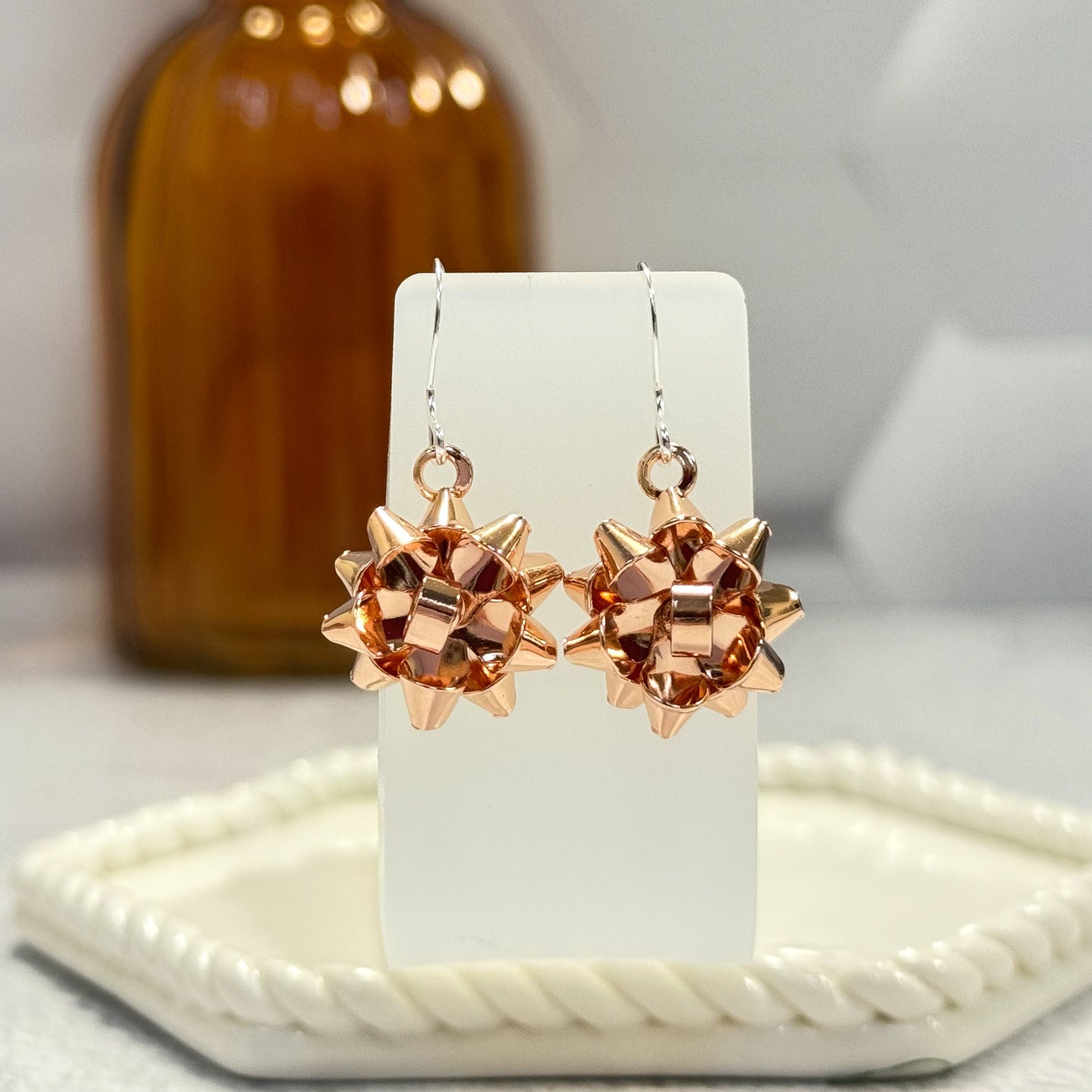 Gift-Worthy Bow Earrings - 9661