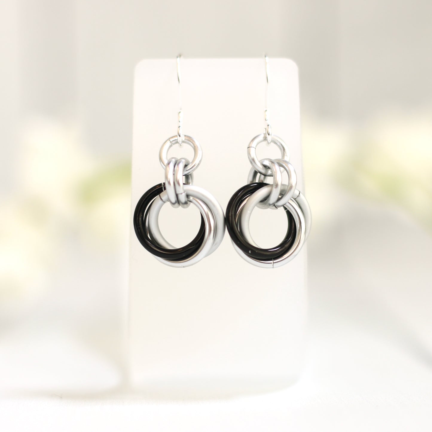 Rosette Chainmail Earrings- 9299